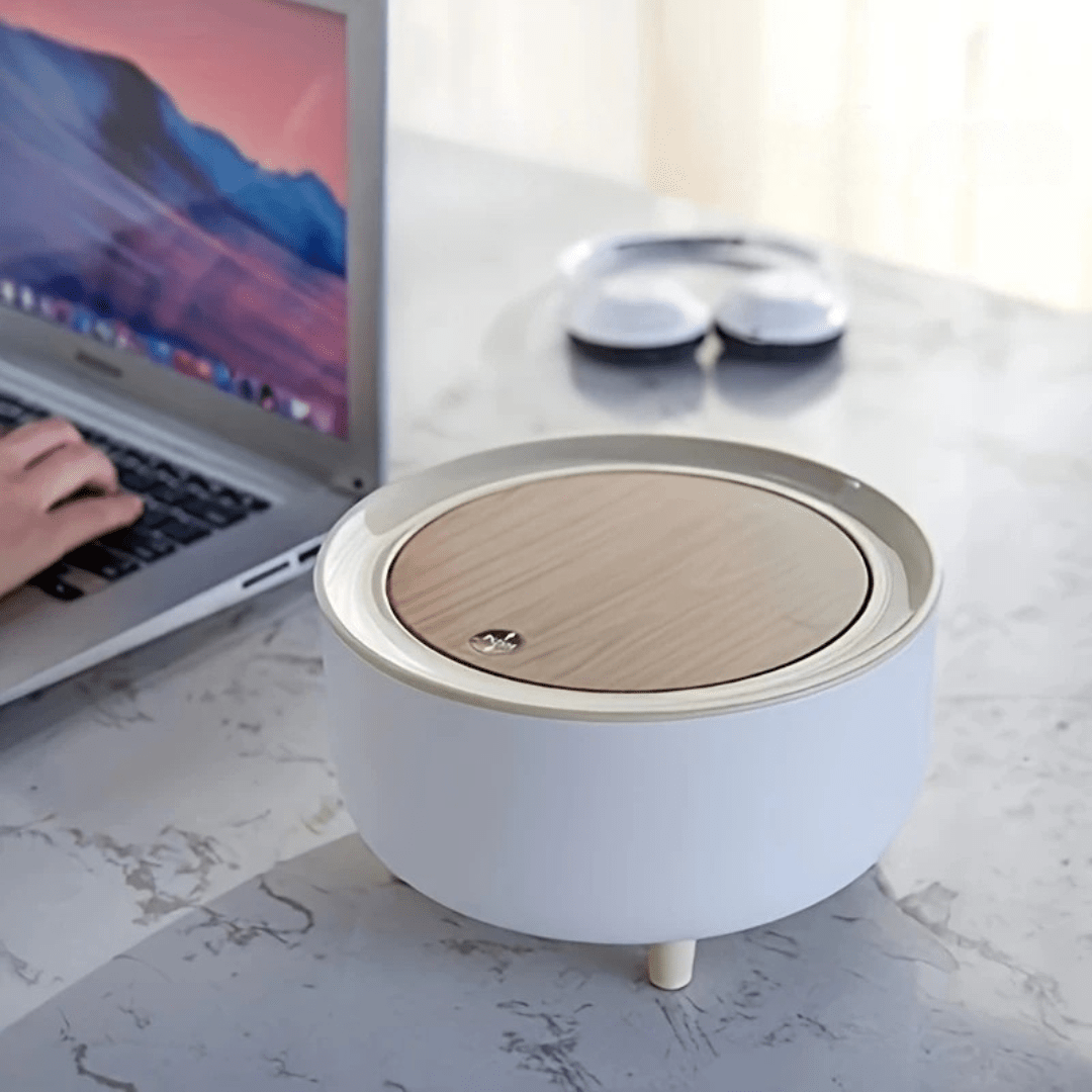 Versatile Desktop Small Trash Can