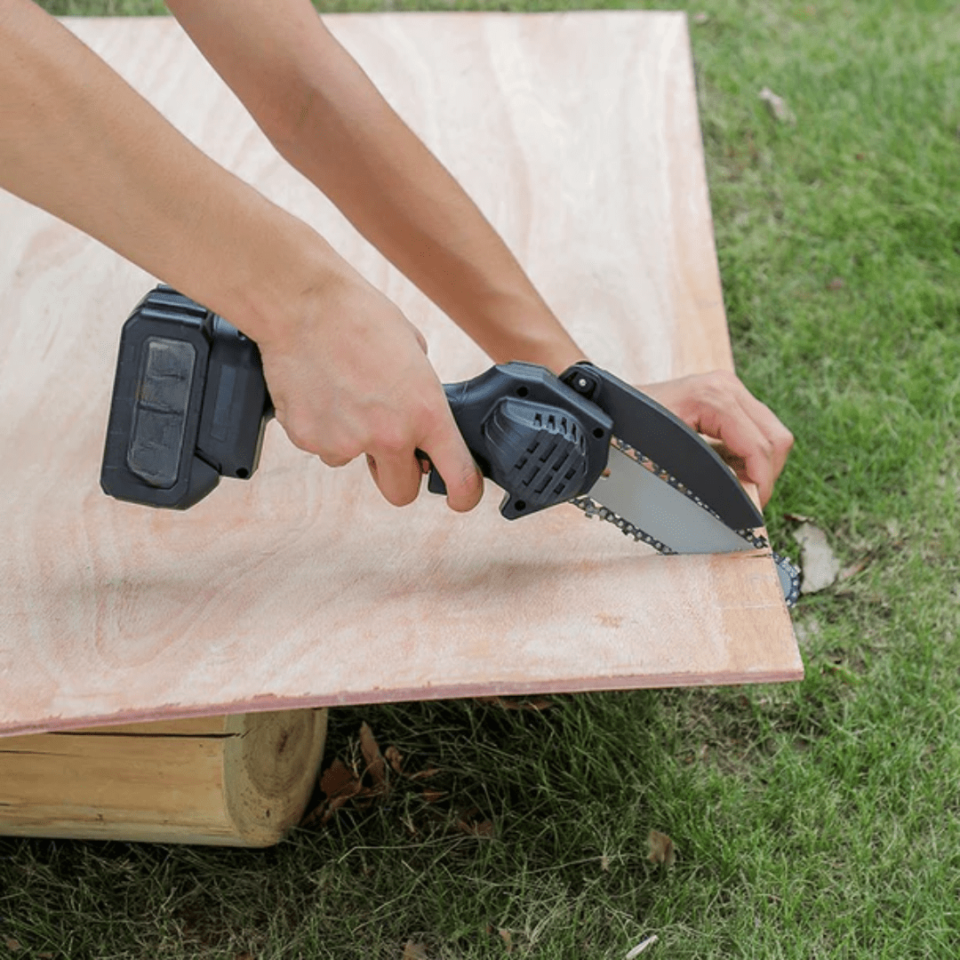 Quick Cut 6-Inch Cordless Mini Chainsaw
