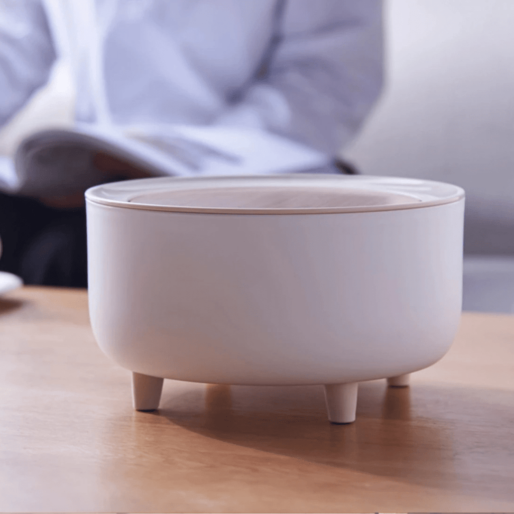 Versatile Desktop Small Trash Can