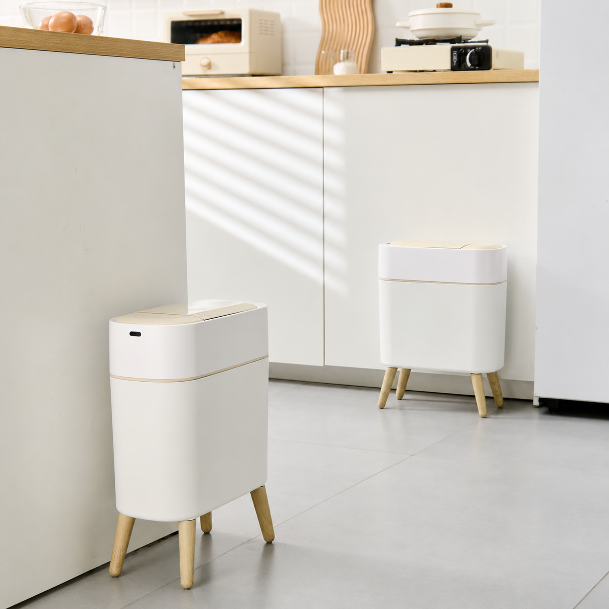 Smart Sensor Hands-Free Trash Can with Elevated Legs(10L)