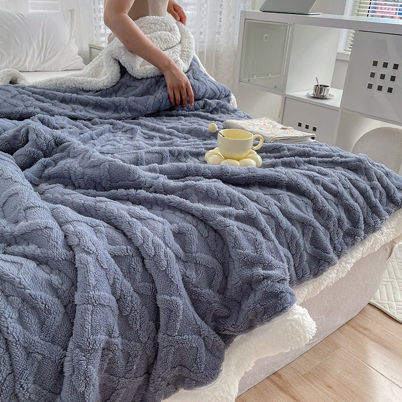 Double-Sided Plush Taffeta and Lamb Velvet Blanket