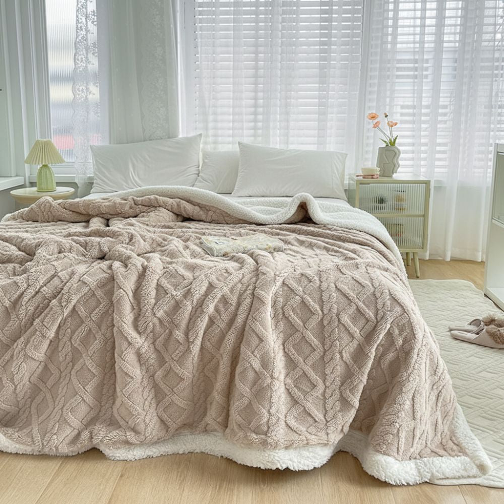 Double-Sided Plush Taffeta and Lamb Velvet Blanket