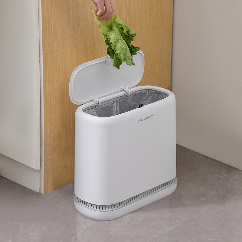 Large Capacity Adsorption Trash Can